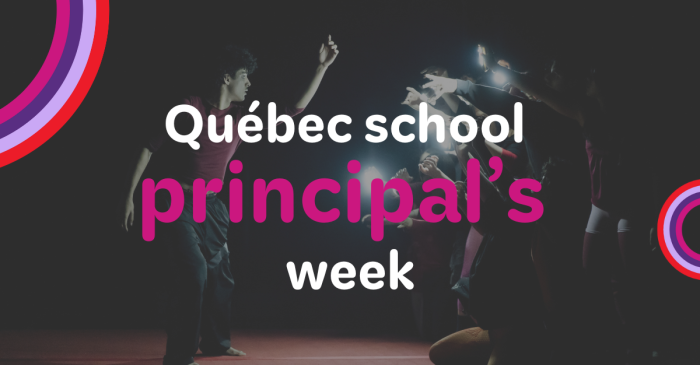 Un groupe de personnes sur scène avec une personne qui pointe du doigt, des projecteurs qui brillent et le texte Semaine québécoise des directions d'établissements scolaires au-dessus de l'image. Des cercles lumineux ornent les coins.