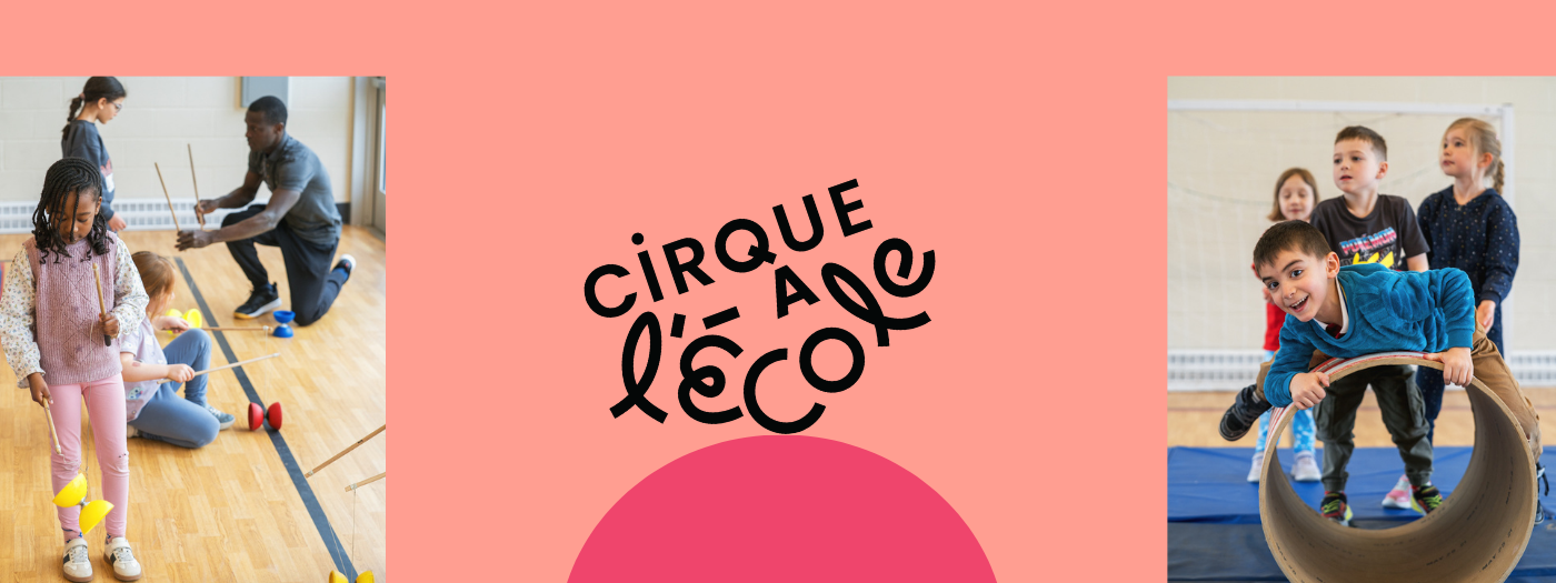 Des enfants participent à des activités de cirque à l'école : à gauche, un groupe apprend l'équilibre avec un enseignant ; à droite, des enfants rient et jouent avec un grand tube roulant. Au centre, le texte est intitulé "Cirque à l'école".